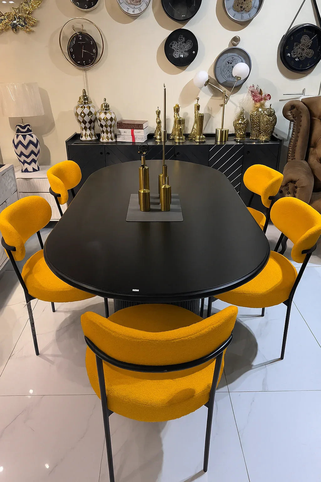 Black Boucle Dining Table – 6 & 8 Seater Luxury Design