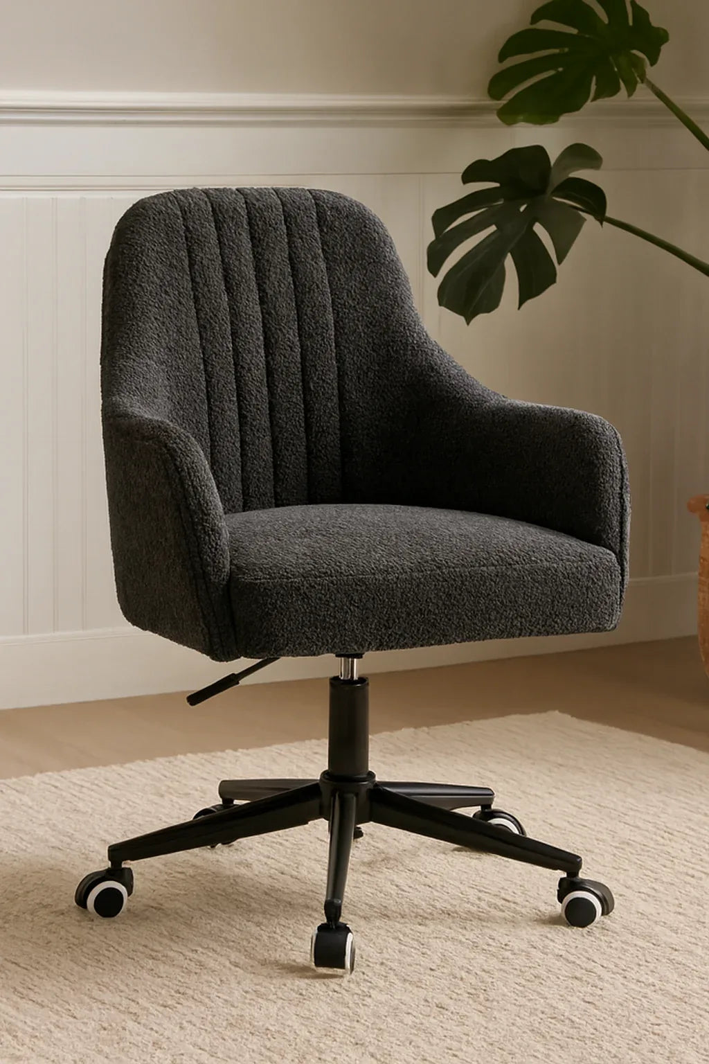 Bouclé Office Chair | Stylish & Comfortable Work Chair
