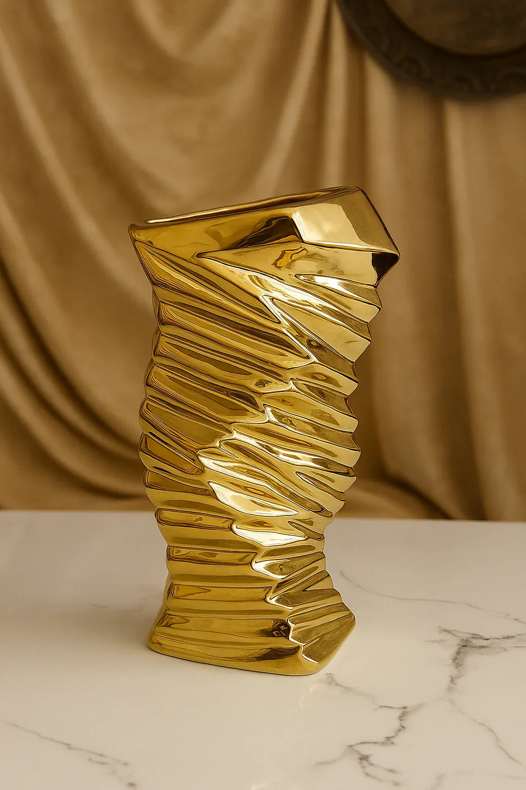 Ceramic Vase 052 – Imported Gold Decorative Vase Pakistan