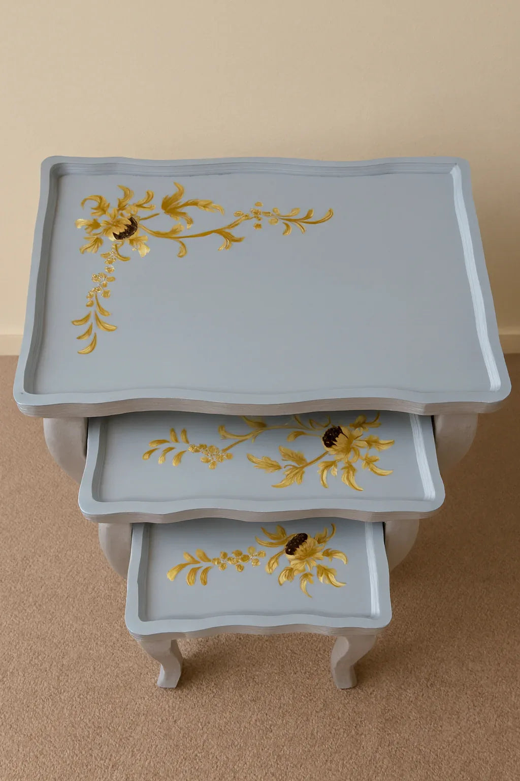 Cortina Nesting Table Set of 3 in Pakistan – Hand Painted