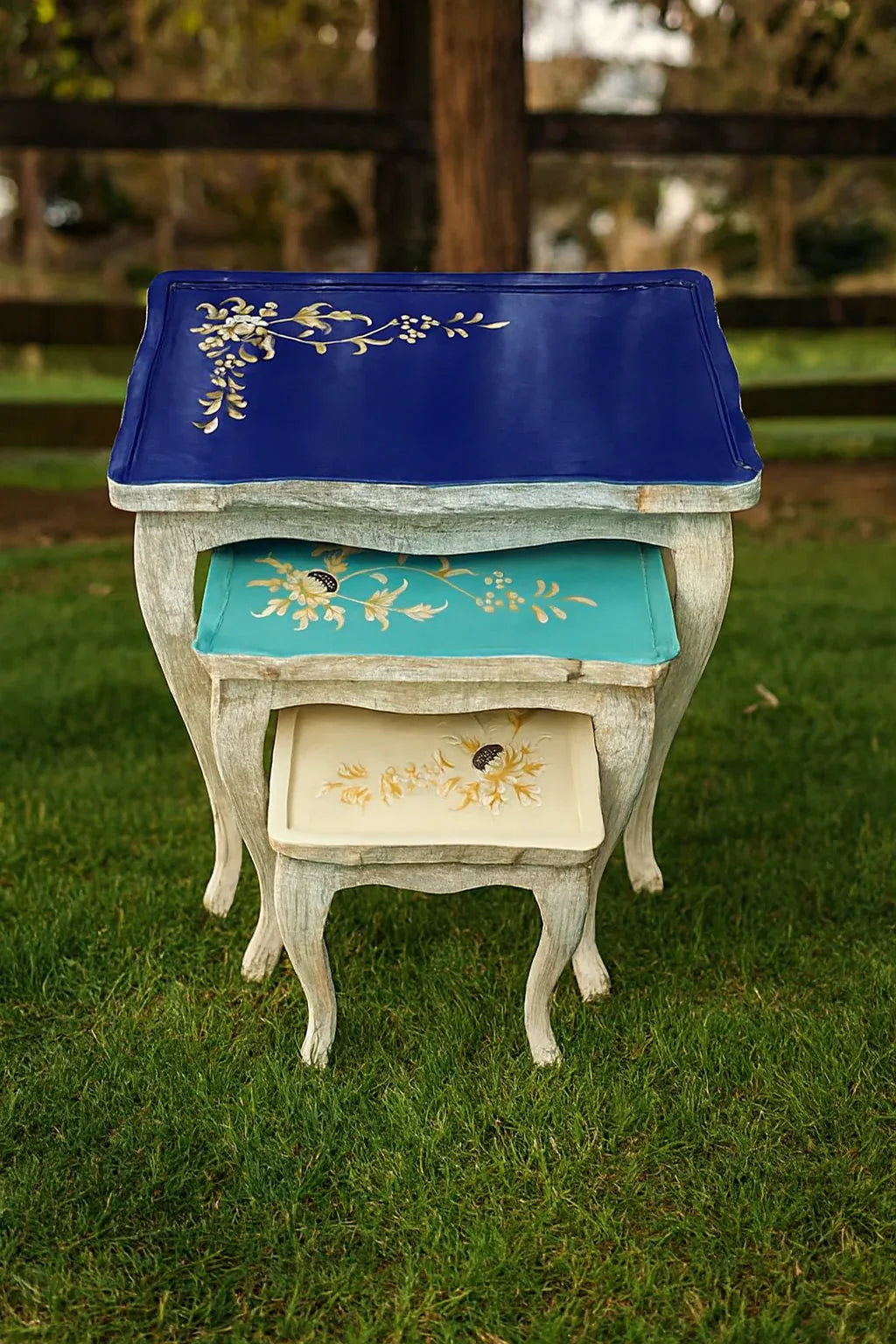 Cosime Nesting Table Set of 3 in Pakistan – Hand Painted