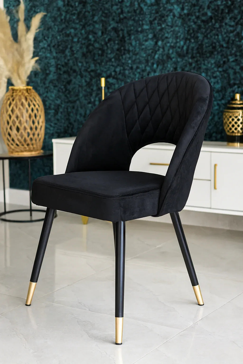 Dawn Chair 02 Black | Solid Wood Comfortable Chair
