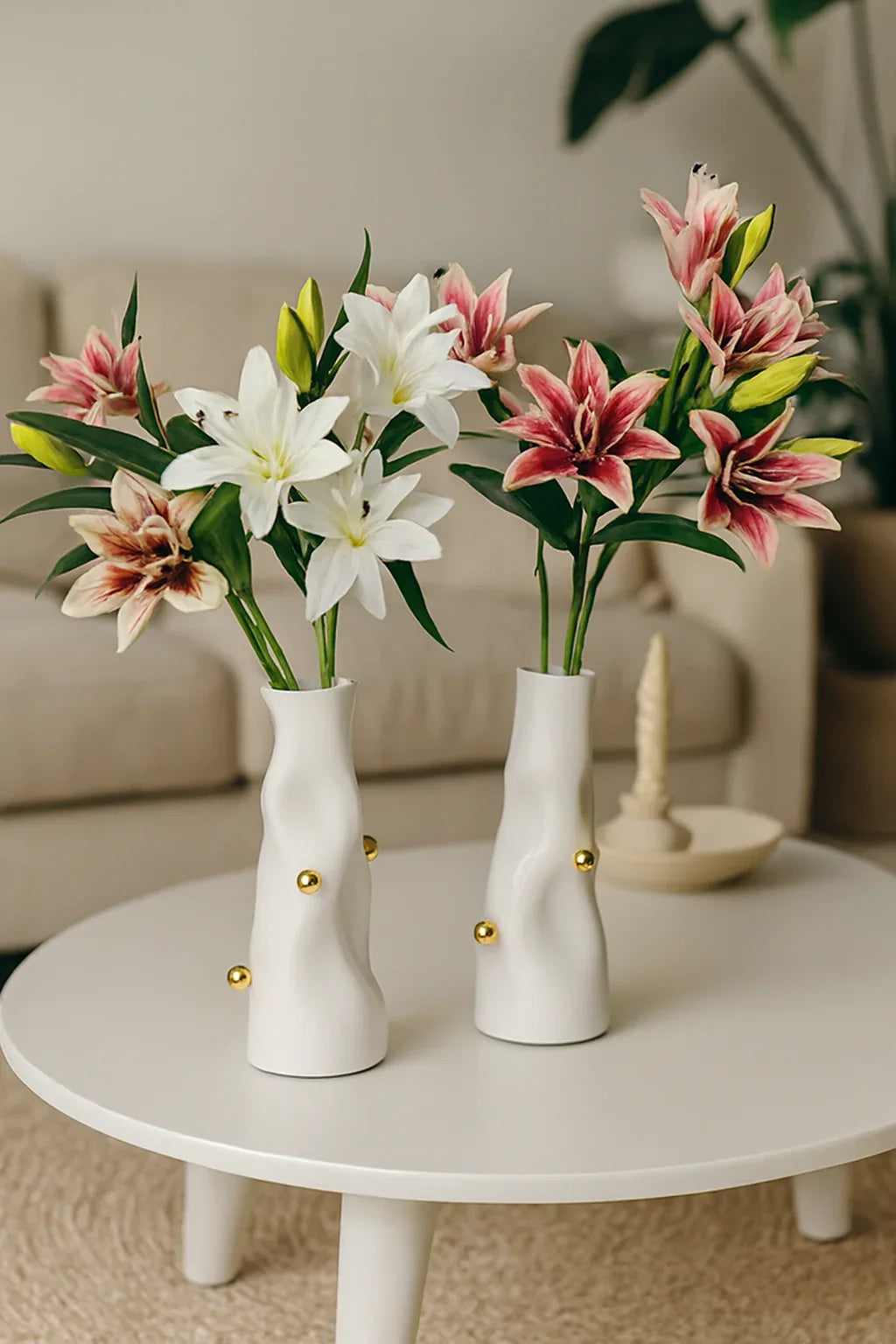 Irregular Flower Vase White in Pakistan – Imported Ceramic