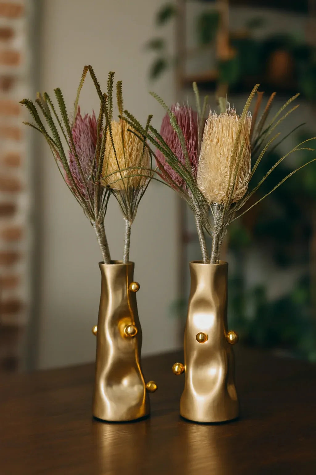 Irregular Flower Vase Gold in Pakistan – Imported Ceramic