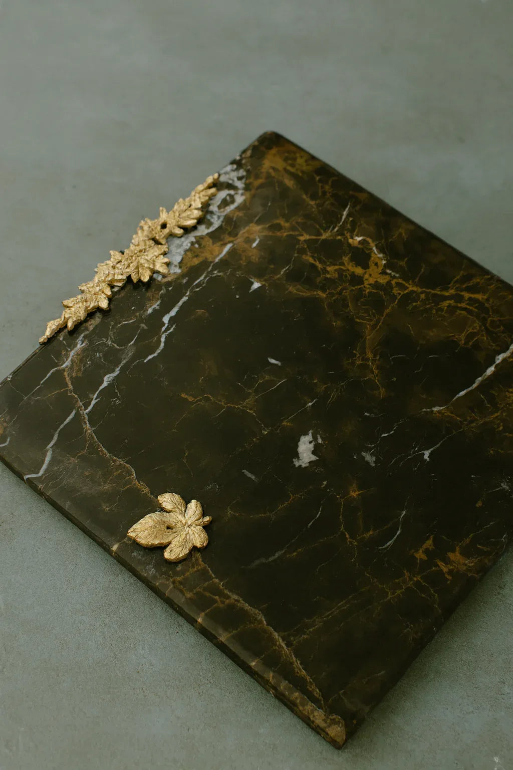 Marble Tray 08 – Square 11x11” Premium Decorative Marble Tray