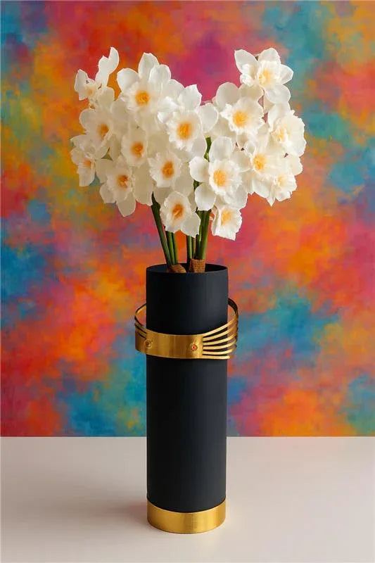 Matt Black Metal Vase 02 in Pakistan – Imported Metal Vase