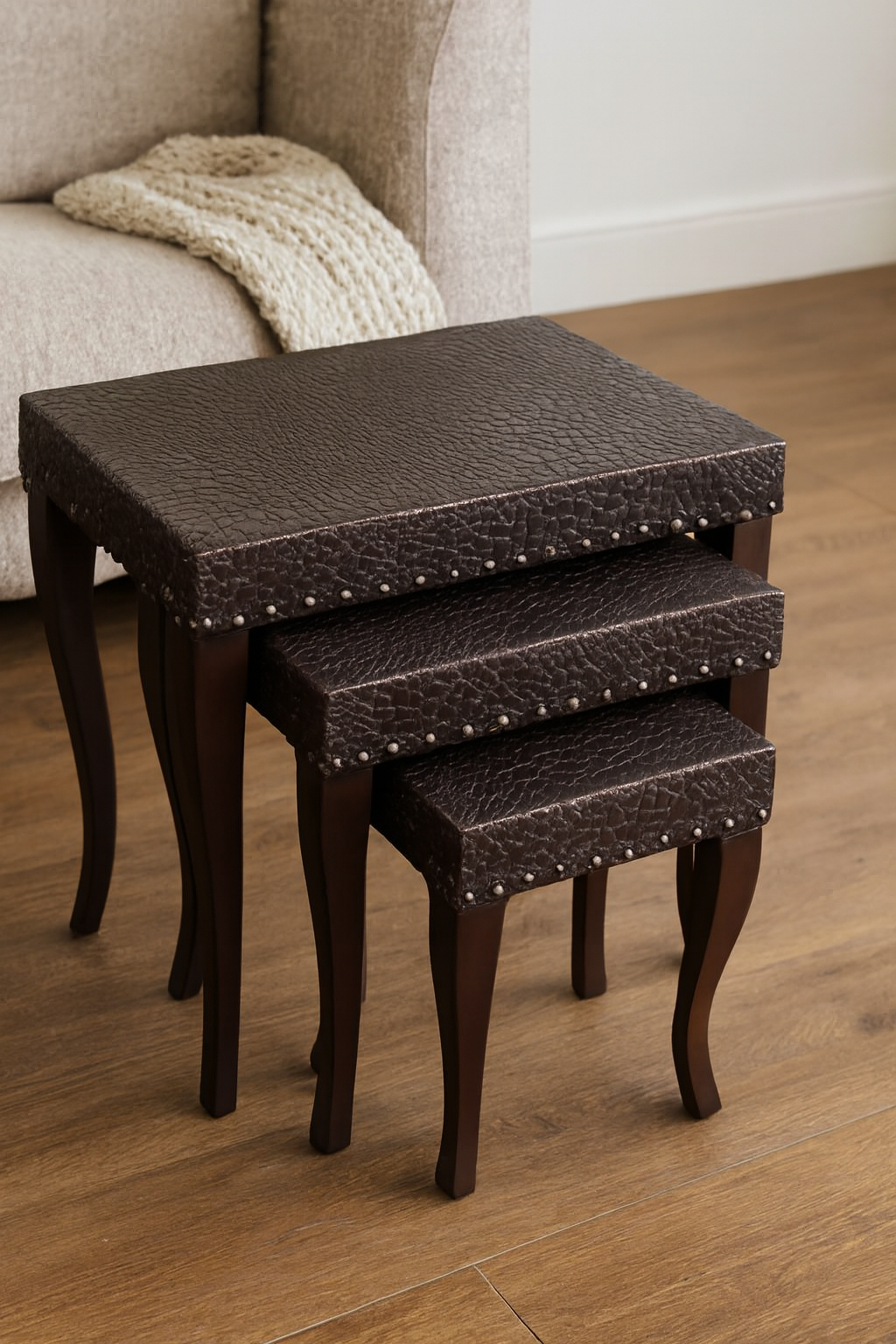 Alda Nesting Table Set of 3 in Pakistan – Sheesham Wood