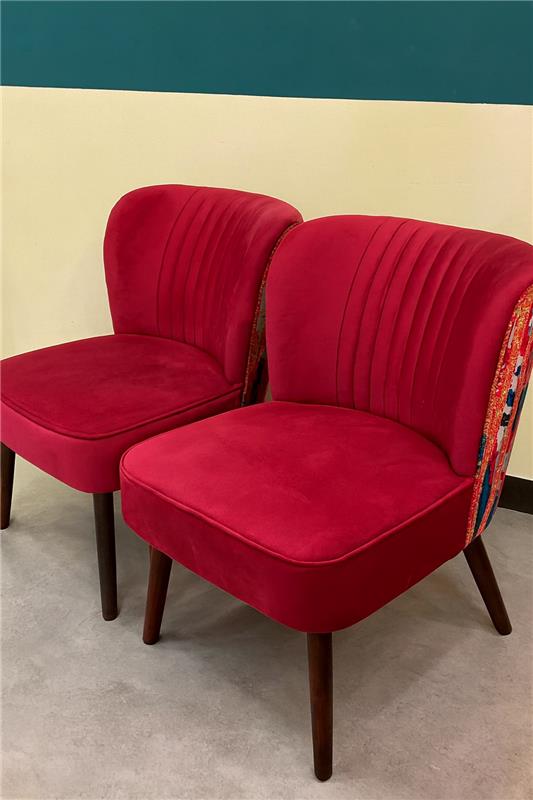 Allure Chair 012 with Table | Luxury Accent Chair Pakistan