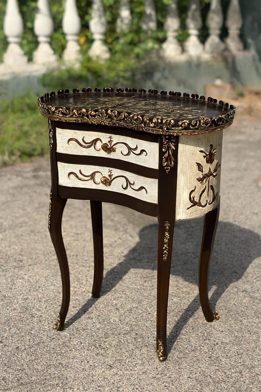 Bell Victorian Table Off White in Pakistan – Hand Painted