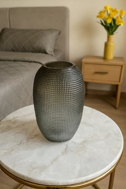 Black Checked Glass Vase 002 in Pakistan – Imported Glass