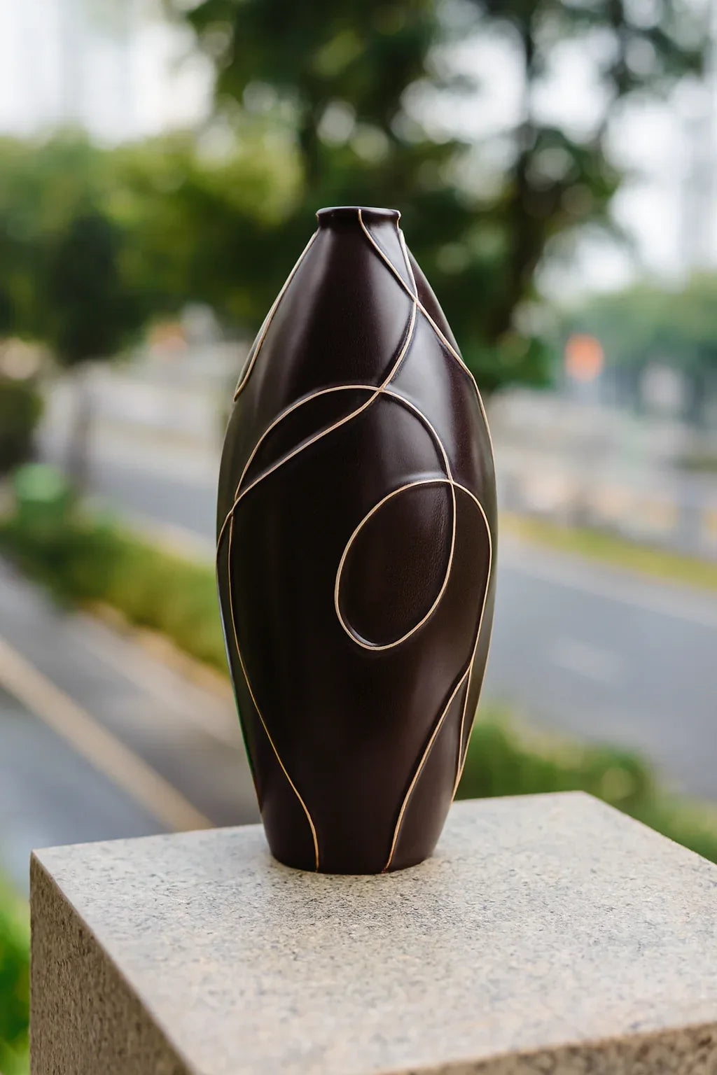 Ceramic Brown Vase in Pakistan – Imported Decorative Piece