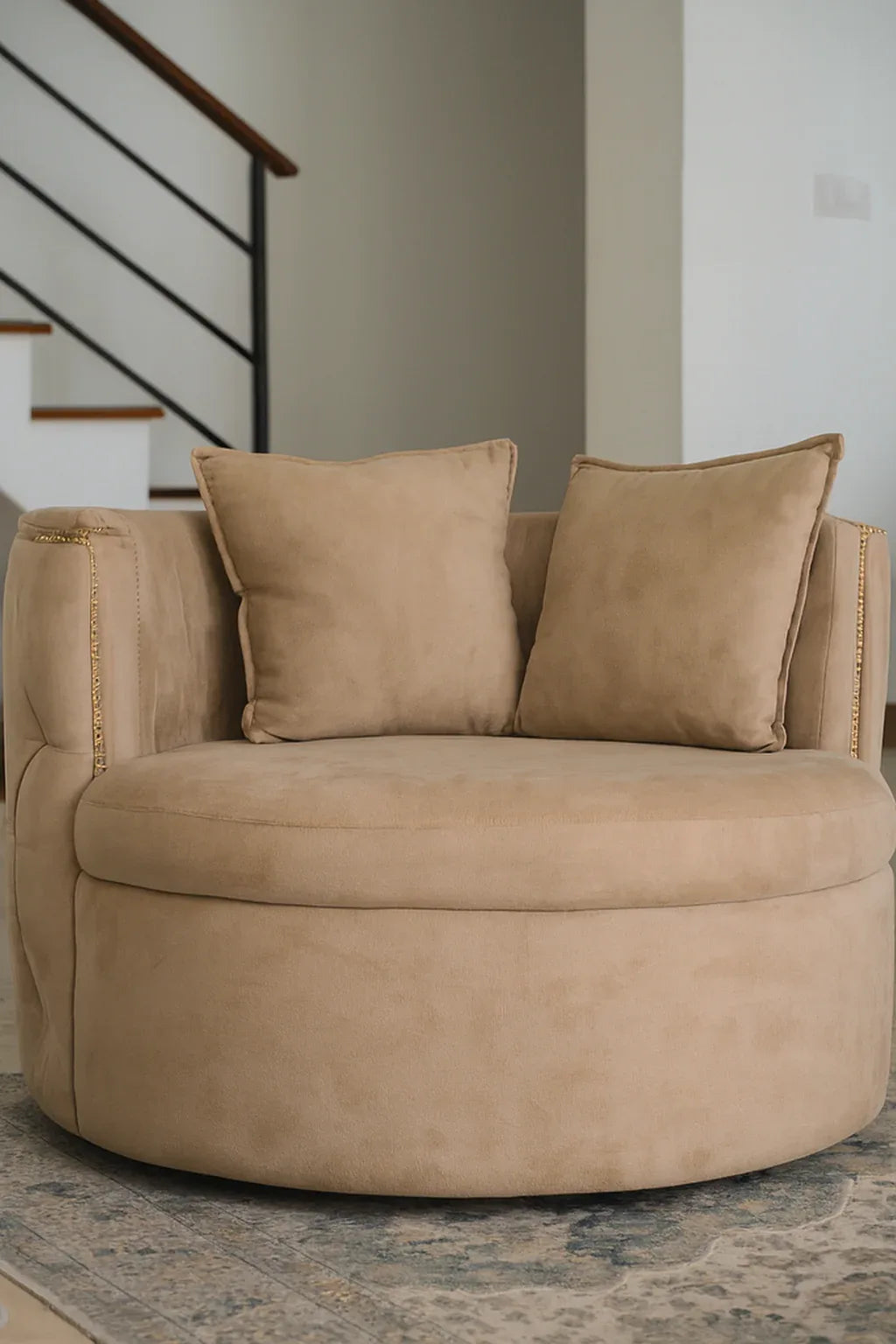Cuddle Chair Brown in Pakistan – Solid Wood Velvet Chair