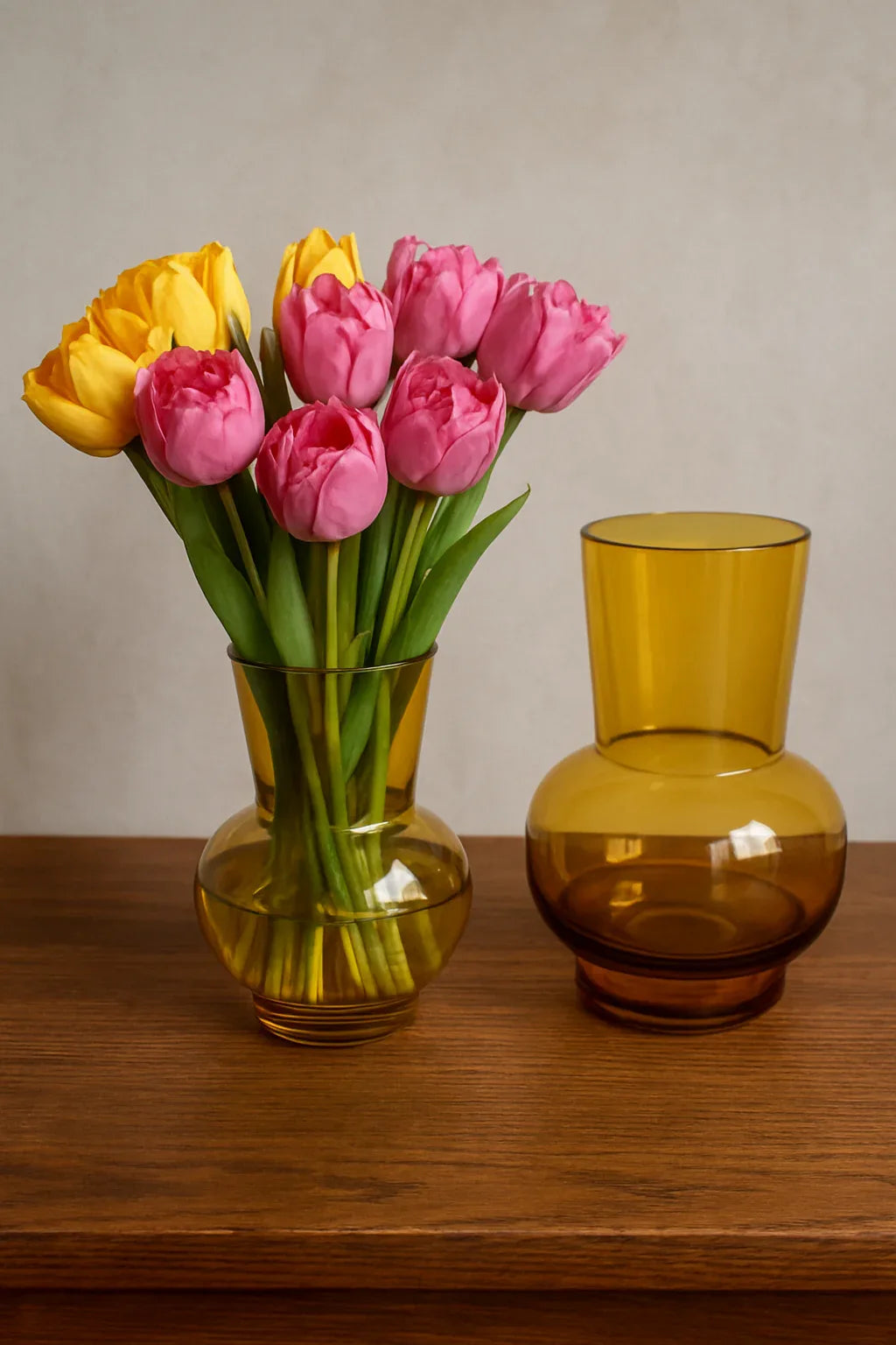 Glass Vase 067 in Pakistan – Imported Glass Decor Set