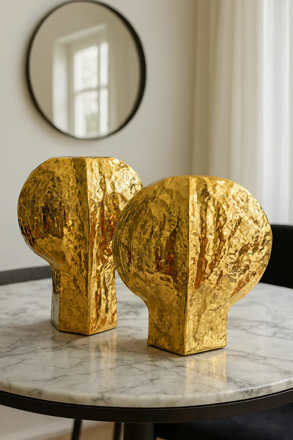 Gold Textured Vase 02 in Pakistan – Imported Pair Decor
