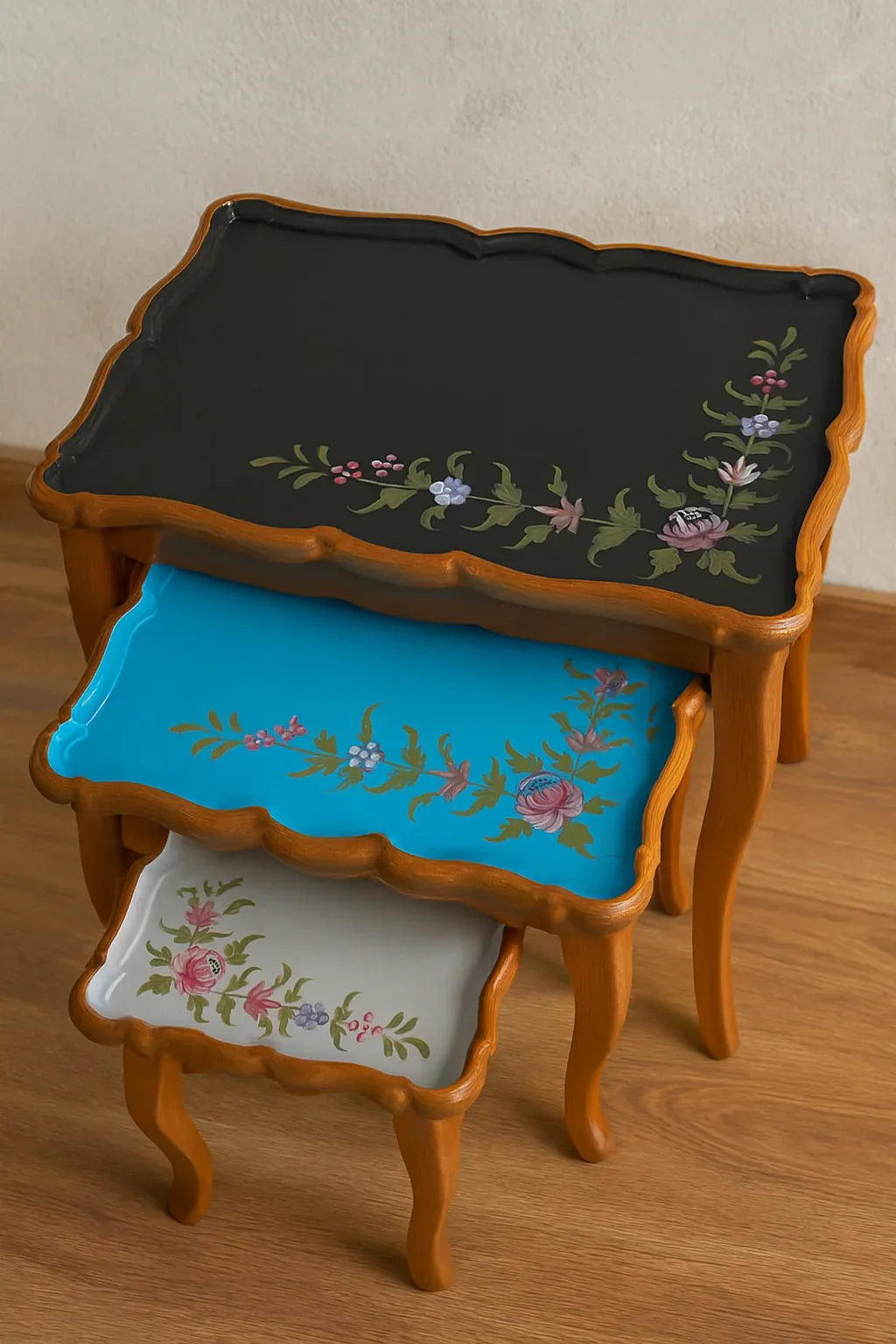 Hagrid Nesting Table Set of 3 in Pakistan – Hand Painted