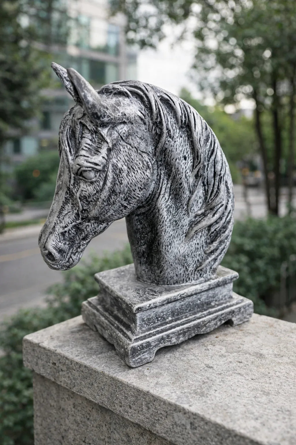 Horse Head Sculpture Antique Black in Pakistan – Decor