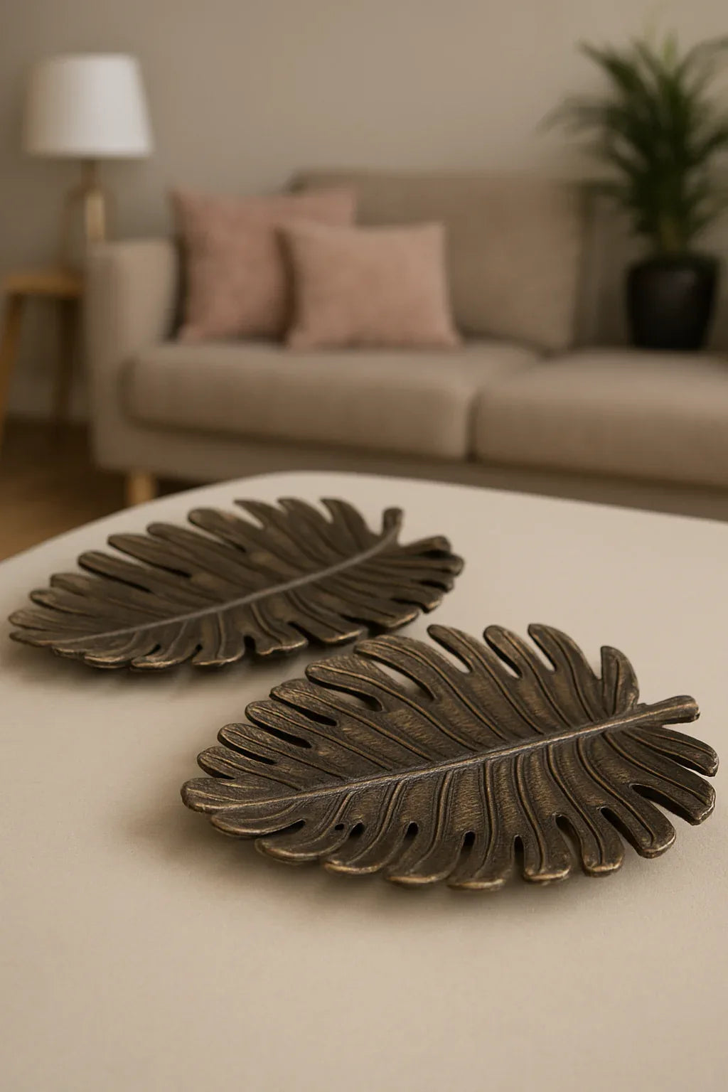 Leaf Tray Set of 2 – Decorative Resin Trays for Home Décor (Large & Small)