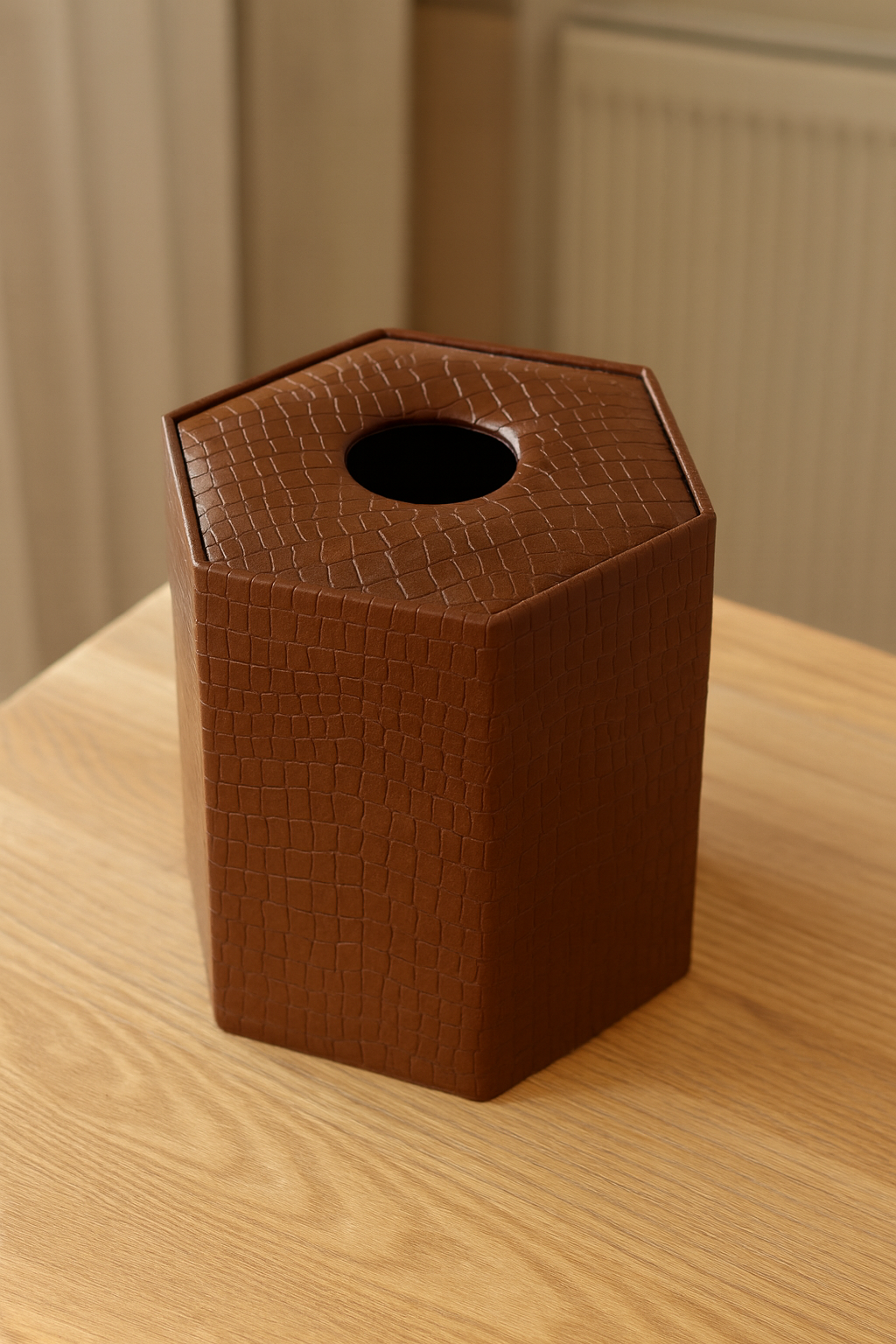 Leather Tissue Box Round 06 – Brown Imported