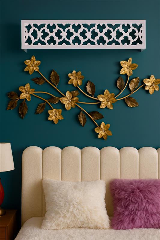 Premium Wall Decor 01 in Pakistan – Gold Plated Metal Art