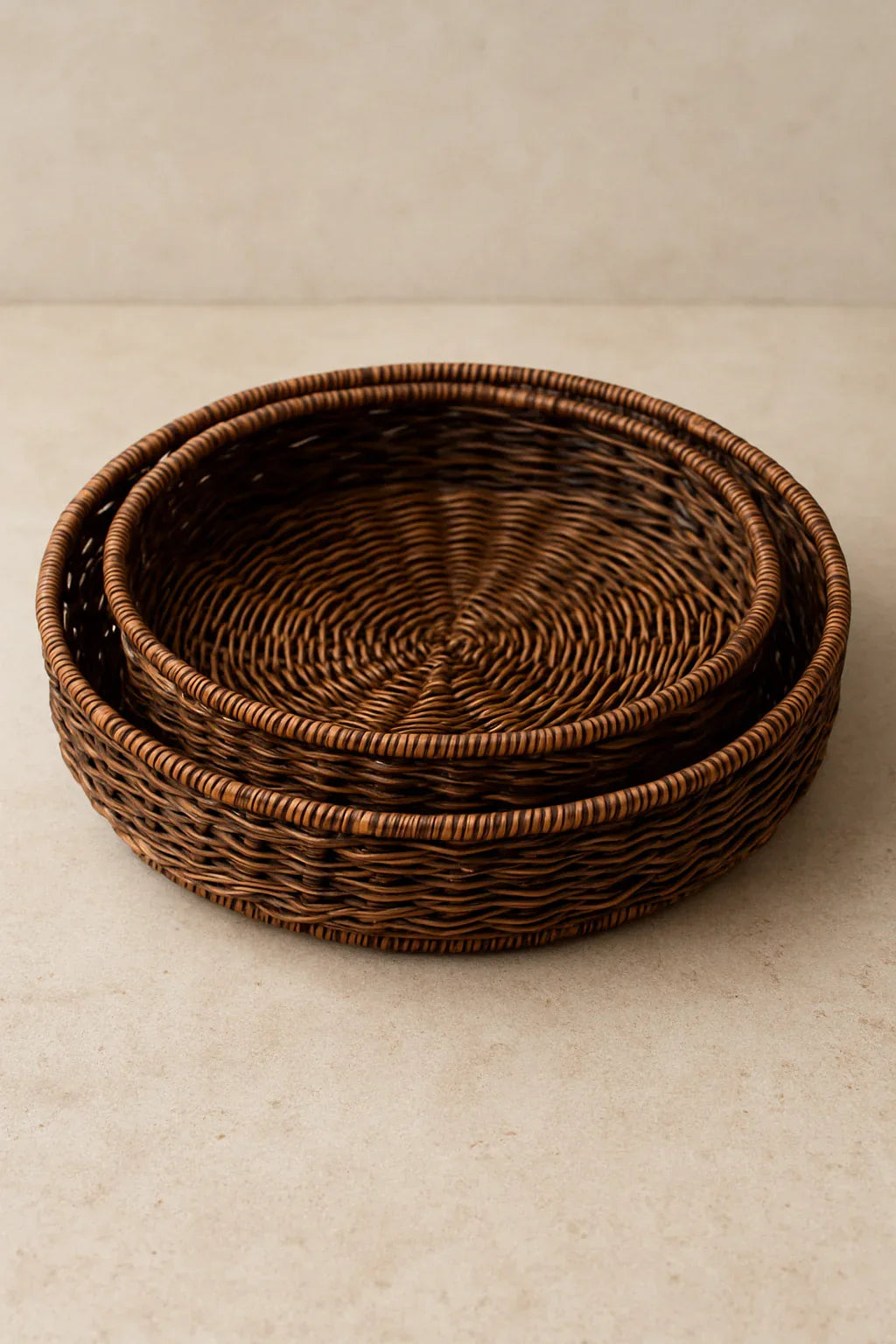 Rattan Tray Round 01 – Handwoven Round Rattan Serving Tray (Large)