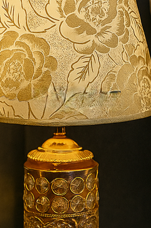 Table Lamp Crystal 02 – Elegant Crystal Bedside Lamp