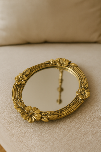 Tray 001 – Resin Tray with Gold Leafing in Pakistan