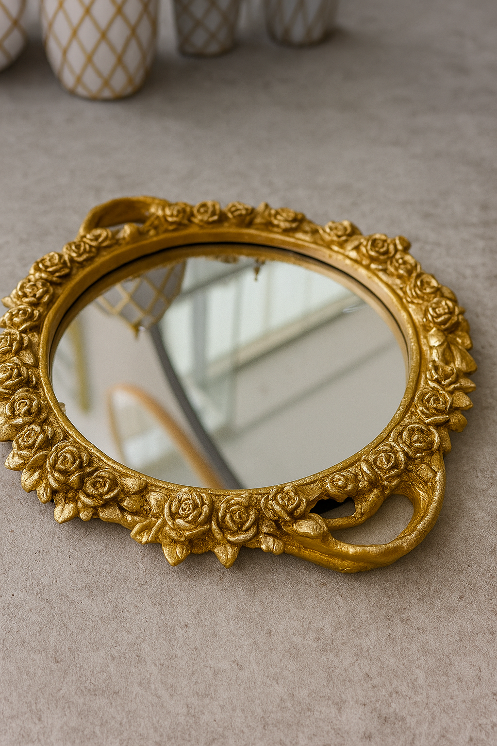 Tray 006 – Resin Tray with Gold Leafing in Pakistan