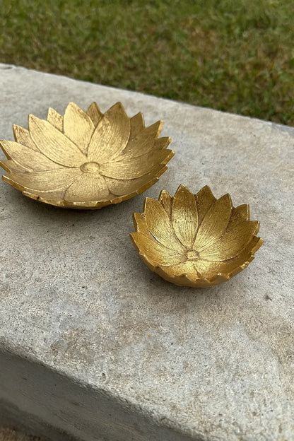 Tray 21 Set of 2 – Resin Gold Leaf Trays Pakistan