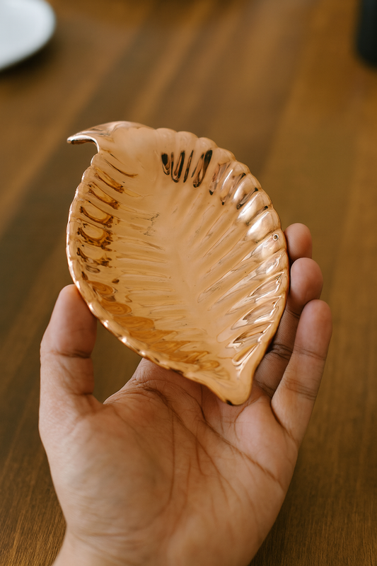 Trinket Tray 02 – Imported Gold Ceramic Jewelry & Décor Tray