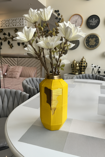 Ceramic Vase 010 – White & Gold Premium Vase in Pakistan