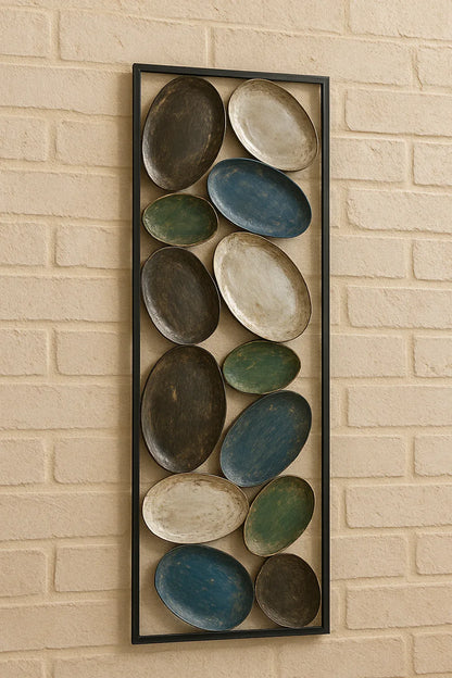 Wall Decor 35 in Pakistan – Gold Metal Decorative Piece